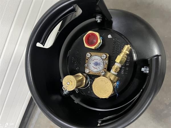 Grote foto heftruck tank 36ltr lpg gas vulbaar inclusief heftruck koppeling doe het zelf en verbouw hefwerktuigen