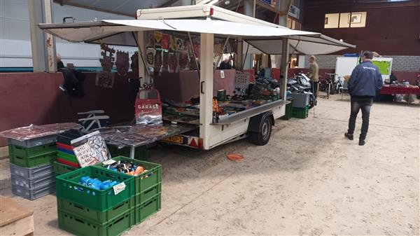 Grote foto zeer nette marktaanhanger met kenteken zakelijke goederen verkoopwagens