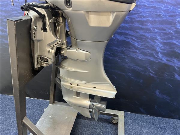 Grote foto honda 40 pk buitenboordmotor artnr. 6466 langstaart watersport en boten buiten en binnenboordmotoren