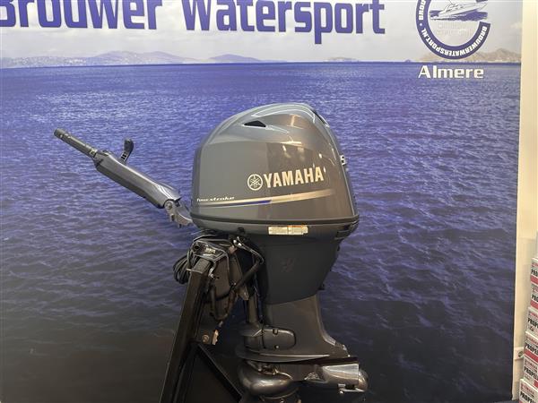 Grote foto yamaha 50 pk buitenboordmotor artikelnummer 5502 unieke watersport en boten buiten en binnenboordmotoren