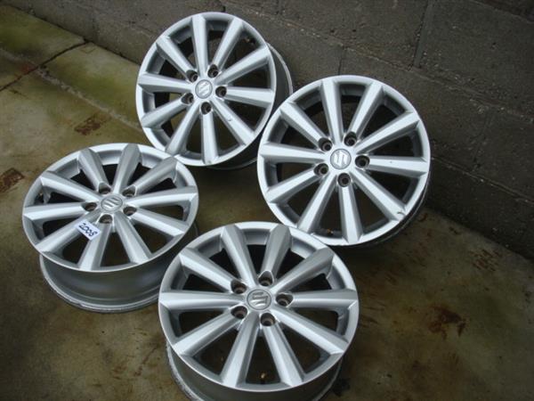 Grote foto 17 originele suziki originele velgen steek 5x114 3 auto onderdelen banden en velgen
