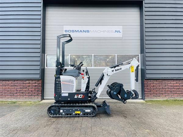 Grote foto bobcat e10z minigraver nieuw incl cw05 wissel 3 bakken doe het zelf en verbouw kranen en graafmachines
