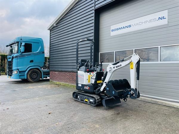 Grote foto bobcat e10z minigraver nieuw incl cw05 wissel 3 bakken doe het zelf en verbouw kranen en graafmachines