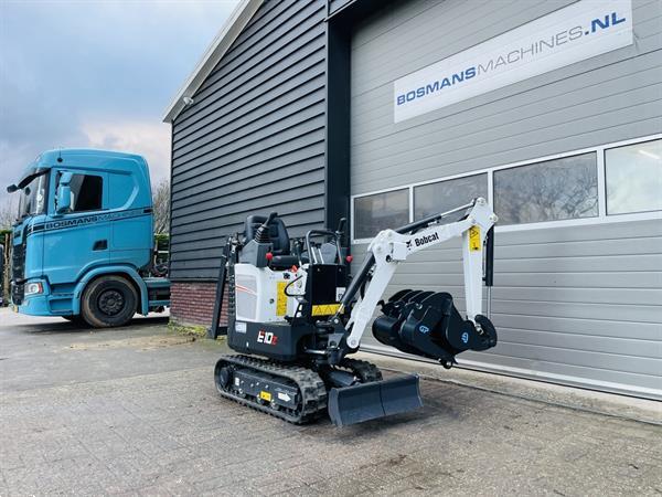 Grote foto bobcat e10z minigraver nieuw incl cw05 wissel 3 bakken doe het zelf en verbouw kranen en graafmachines