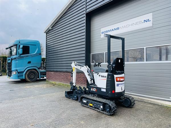 Grote foto bobcat e10z minigraver nieuw incl cw05 wissel 3 bakken doe het zelf en verbouw kranen en graafmachines