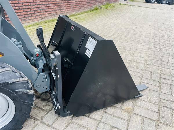 Grote foto giant g1200 minishovel kniklader nieuw agrarisch shovels