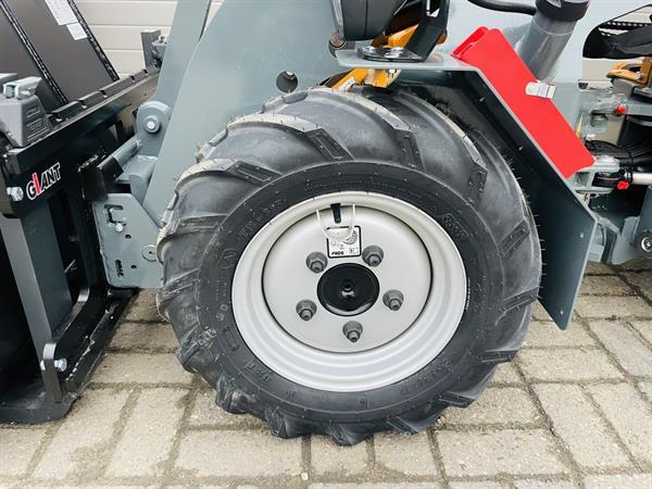 Grote foto giant g1200 minishovel kniklader nieuw agrarisch shovels