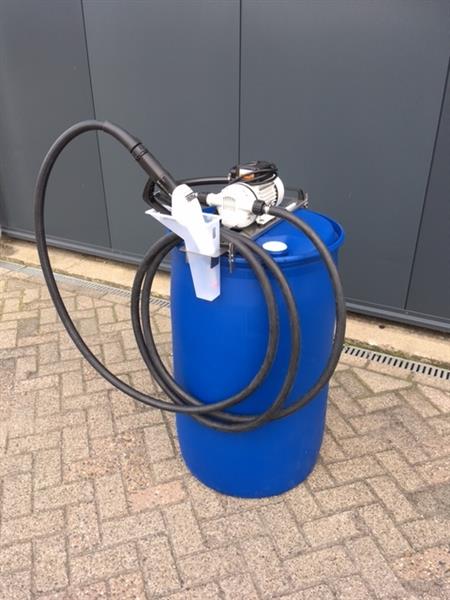 Grote foto vatpomp voor adblue pro 230v met sb325 doe het zelf en verbouw compressors