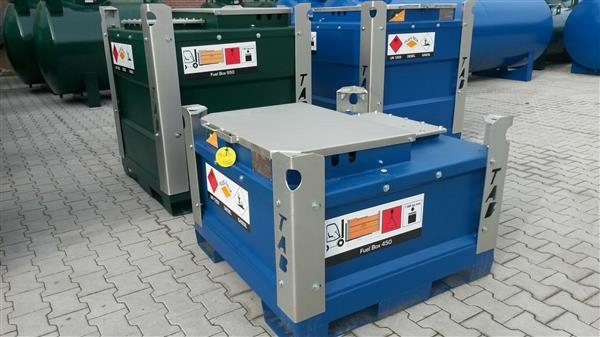 Grote foto dieseltank mobiel fuel box 0450 12 24v pomp doe het zelf en verbouw compressors