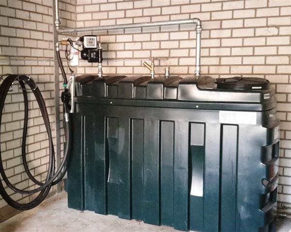Grote foto dieseltank kunststof kingspan bt1000 standaard doe het zelf en verbouw compressors