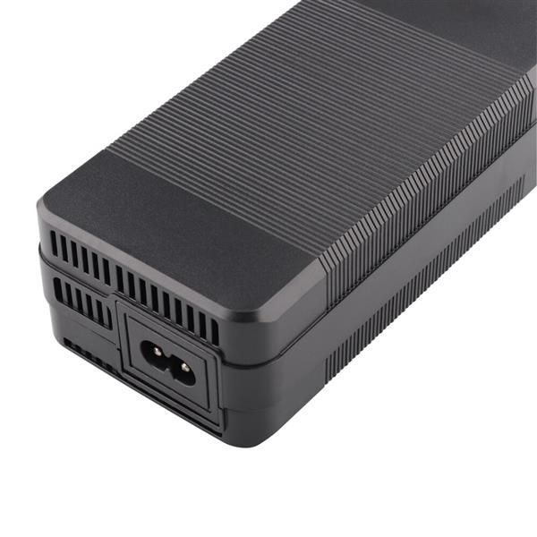 Grote foto 58.8v 3a elektrische fiets lader voor 14s 52v lithium batterij e bike charger hoge kwaliteit sterke fietsen en brommers elektrische fietsen