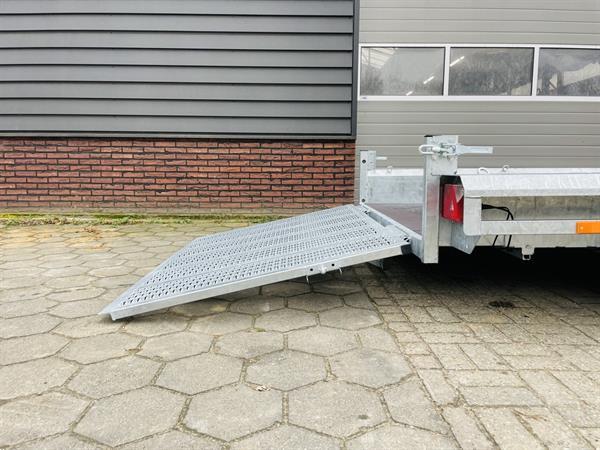 Grote foto vlemmix machinetransporter 3500 kg 400x180 nieuw met graafbakplateau opbergkist agrarisch aanhangwagens