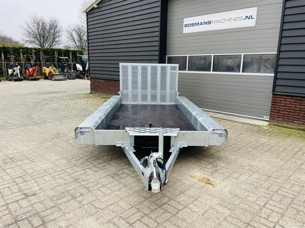 Grote foto vlemmix machinetransporter 3500 kg 400x180 nieuw met graafbakplateau opbergkist agrarisch aanhangwagens