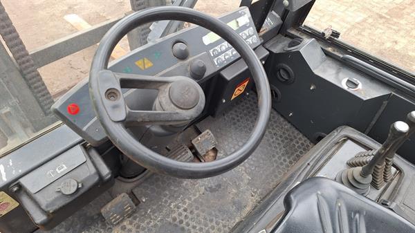 Grote foto still r70 60 heftruck 6 ton cabine 2011 diesel agrarisch heftrucks