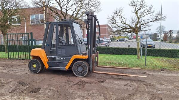 Grote foto still r70 60 heftruck 6 ton cabine 2011 diesel agrarisch heftrucks