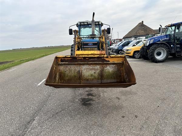Grote foto ford 8210 agrarisch tractoren