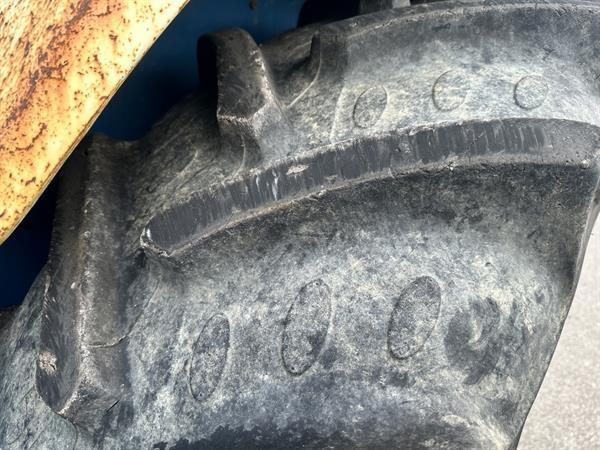 Grote foto ford 8210 agrarisch tractoren