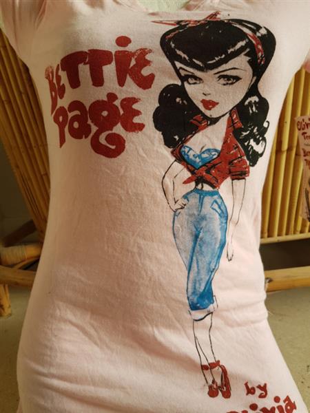 Grote foto olivia tees bettie page tshirt. kleding dames overige kledingstukken