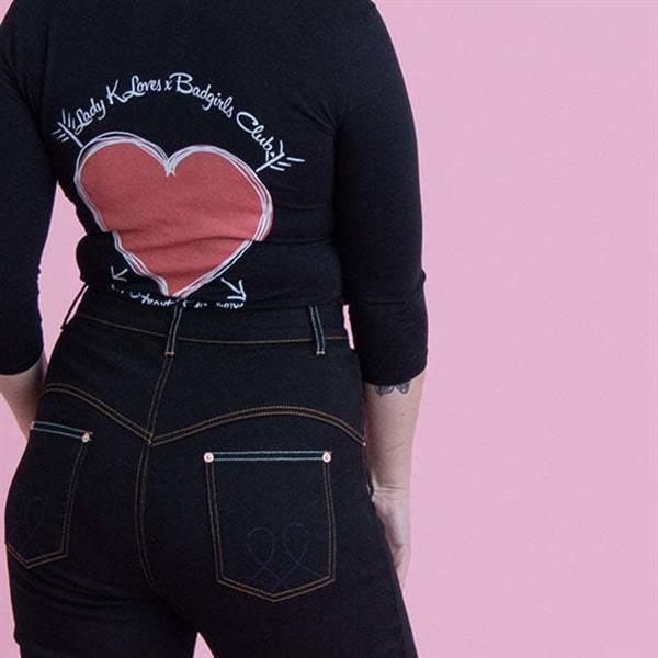 Grote foto lady k loves classic jeans. kleding dames broeken en pantalons