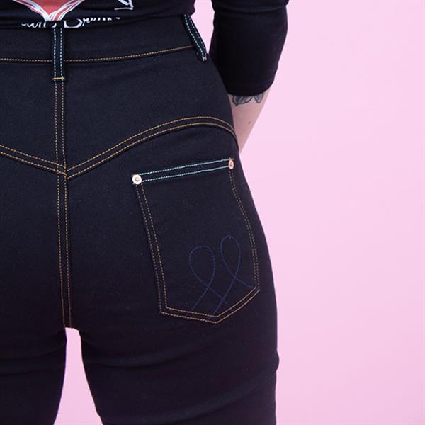 Grote foto lady k loves classic jeans. kleding dames broeken en pantalons