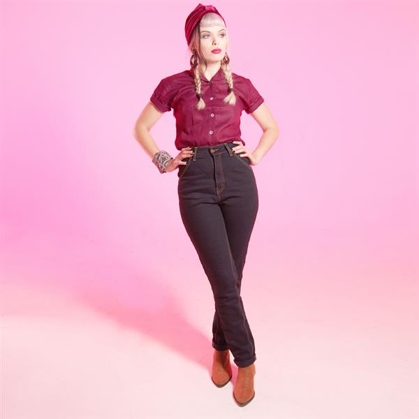 Grote foto lady k loves classic jeans. kleding dames broeken en pantalons