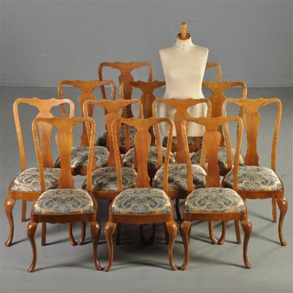 Grote foto antieke stoelen stel van 12 eetkamerstoelen ca. 1910 chippendale stijl incl. herstofferen naar wen antiek en kunst stoelen en banken