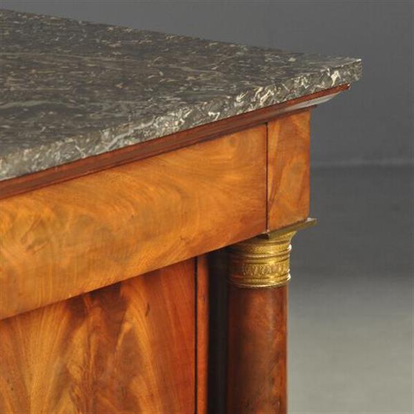 Grote foto antieke kasten grote empire commode ca. 1815 in bloemmahonie gemerkt wallaert a bruxelles met antiek en kunst stoelen en banken