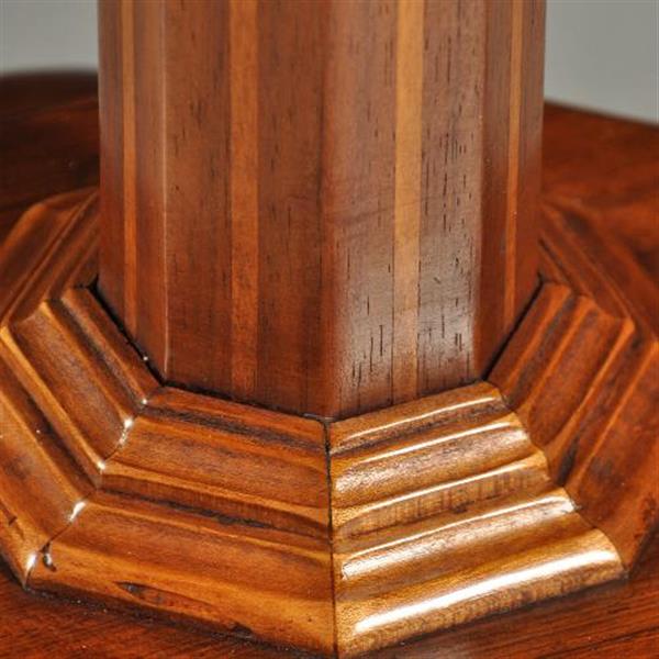 Grote foto antieke bijzettafels wijntafeltje 8 kantig ingelegd notenhouten tafeltje op strakke poot ca. 1920 antiek en kunst stoelen en banken