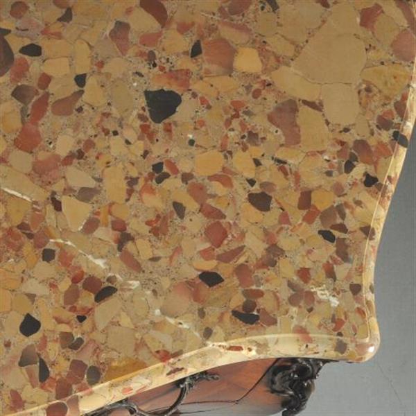 Grote foto antieke kasten gebombeerde notenhouten commode ca. 1920 met rijkelijk brons beslag no.402558 antiek en kunst stoelen en banken