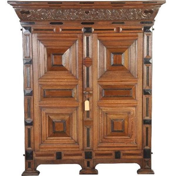 Grote foto antieke kast gelderse kussenkast op slofpoten in eiken met ingelegd met ebbenhout o.a. een hartje antiek en kunst stoelen en banken