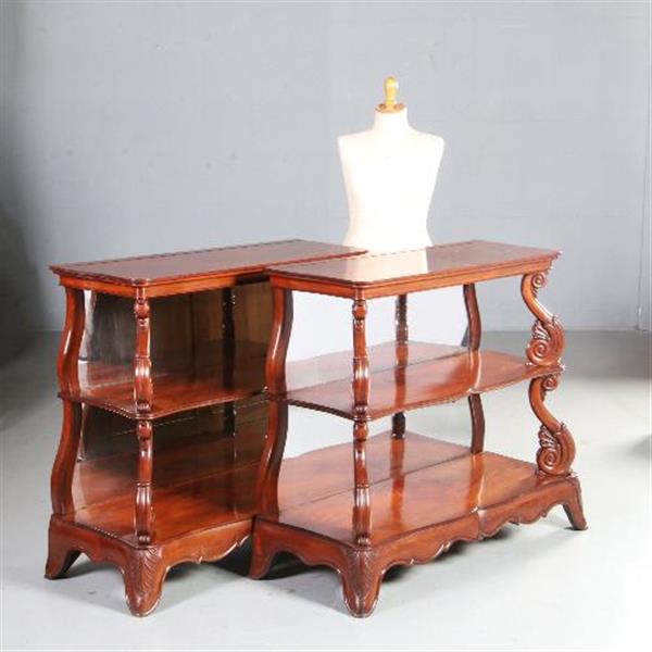 Grote foto antieke sidetables stel van 2 museale wandtafels gesigneerd no.591038 antiek en kunst stoelen en banken