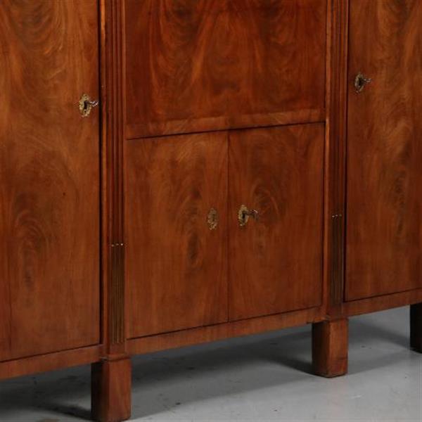 Grote foto brede empire secretaire of bar met zijkasten ca. 1810 in mahonie met marmer no.602117 antiek en kunst stoelen en banken