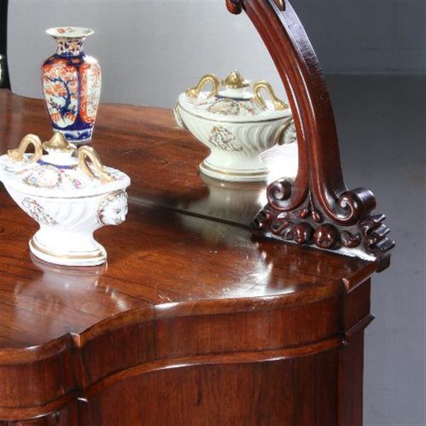 Grote foto antieke kast lage mahonie kast dressoir met spiegel serpentine shaped ca. 1870 met spiegelwand antiek en kunst spiegels