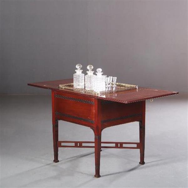 Grote foto antieke bijzettafels wijntafels dranktafel met pop up interieur ca. 1900 no.671939 antiek en kunst stoelen en banken