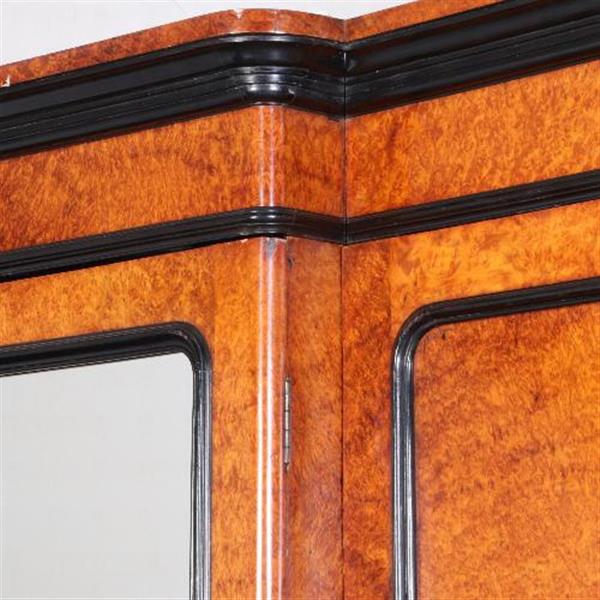 Grote foto antieke kast horrix willem iii kast ca. 1870 in blond thuya wortel met zwart gepolitoerd lijstwerk antiek en kunst stoelen en banken