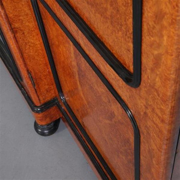 Grote foto antieke kast horrix willem iii kast ca. 1870 in blond thuya wortel met zwart gepolitoerd lijstwerk antiek en kunst stoelen en banken