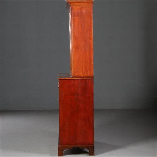 Grote foto antieke kast boekenkast servieskast in mahonie ca. 1880 met oud glas en laden in de onderkast n antiek en kunst stoelen en banken