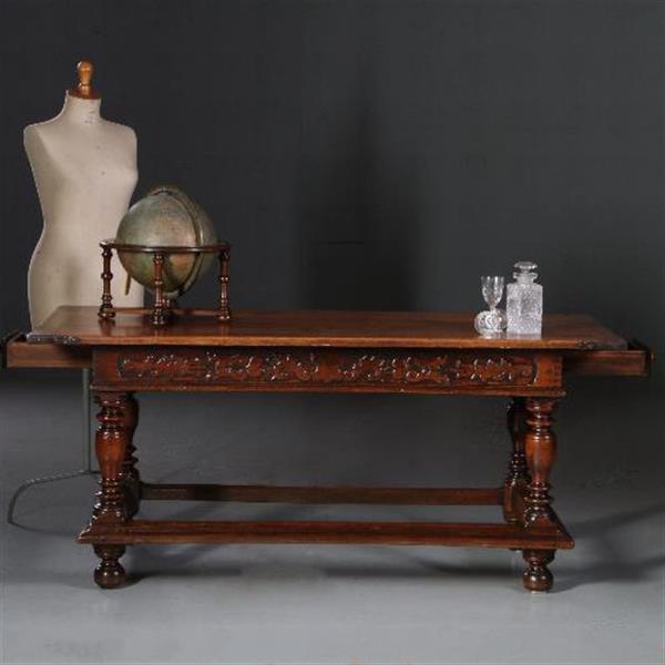 Grote foto antieke tafel hollandse doorleefde notenhouten tafel ca. 1690 no.752838 antiek en kunst stoelen en banken