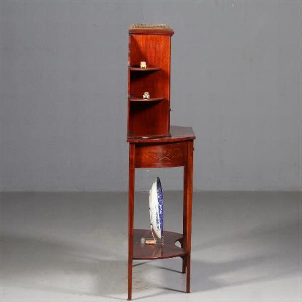 Grote foto antieke kast maple co salonkast vitrinekast ca. 1870 mahonie met inleg no.771751 antiek en kunst stoelen en banken