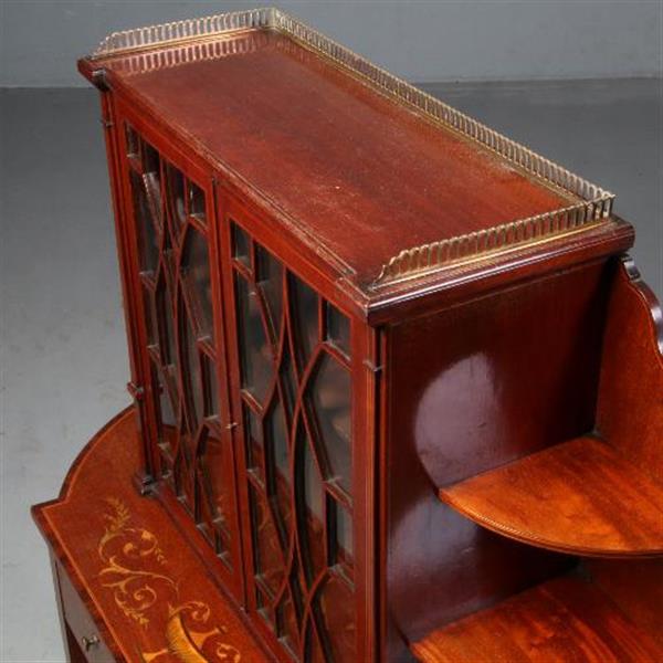 Grote foto antieke kast maple co salonkast vitrinekast ca. 1870 mahonie met inleg no.771751 antiek en kunst stoelen en banken