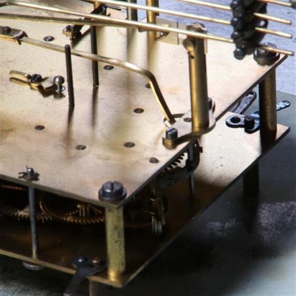 Grote foto antiek varia staand horloge art deco ca. 1910 vierkante wijzerplaat en slinger met garantie no.6 antiek en kunst overige in antiek gebruiksvoorwerpen