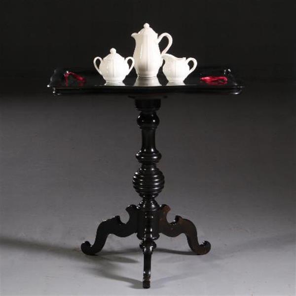 Grote foto antieke bijzettafel wijntafel bijzettafel willem iii ca. 1875 zwart gepolitoerd no. 782323 antiek en kunst stoelen en banken