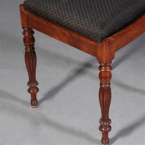 Grote foto antieke stoelen stel van 6 eetkamerstoelen 1 armstoel ca. 1835 incl. bekleding naar wens no.7 antiek en kunst stoelen en banken
