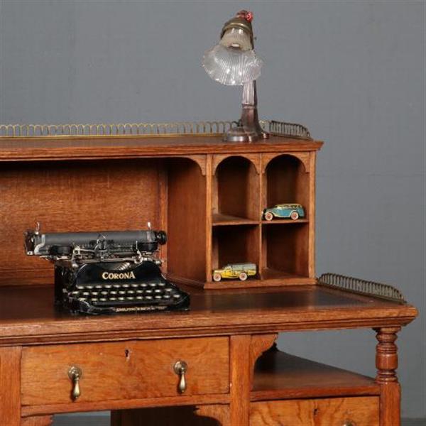 Grote foto antieke bureaus art crafts bureau ca. 1890 met opzet deel en open vakken no.782770 antiek en kunst overige in antiek gebruiksvoorwerpen