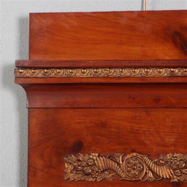 Grote foto antieke spiegel vroeg biedermeier spiegel met dubbele kap en brons beslag 1825 kersenhout no.851 antiek en kunst spiegels