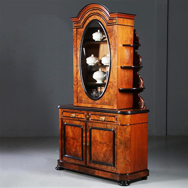 Grote foto antieke kasten 262 cm hoge reusachtige willem iii vitrine in wortelnoten met zwarte details ca. 18 antiek en kunst stoelen en banken