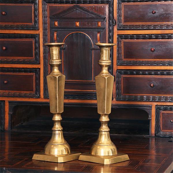 Grote foto antieke kandelaren stel van 2 engelse candlesticks 18e eeuw no.900815.u antiek en kunst overige in antiek gebruiksvoorwerpen