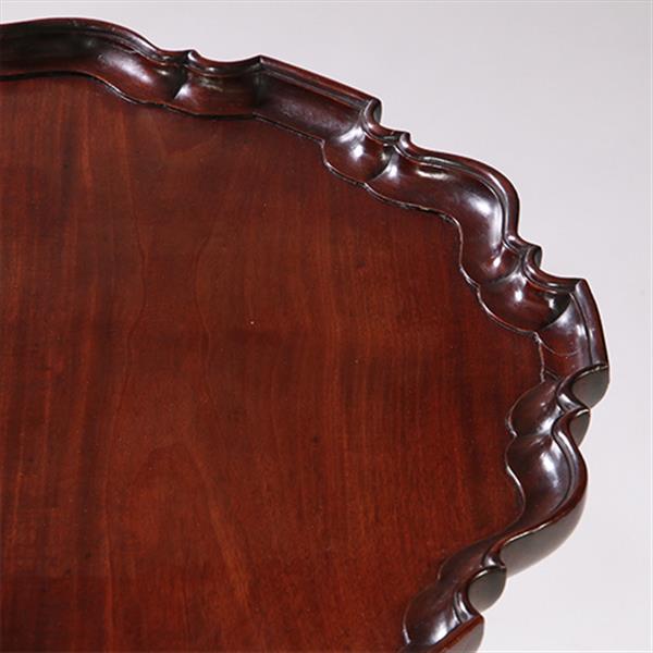 Grote foto antieke bijzettafel wijntafel salontafelhoogte ca. 1870 rond en sterk geschulpt no.792916 antiek en kunst stoelen en banken