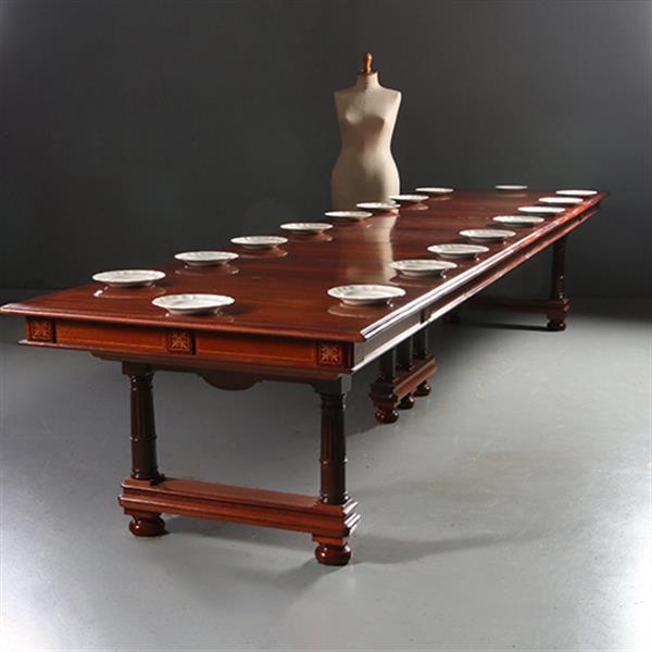 Grote foto zeer lange tafel voor 18 personen ca 1880 historisme no.862495 antiek en kunst stoelen en banken