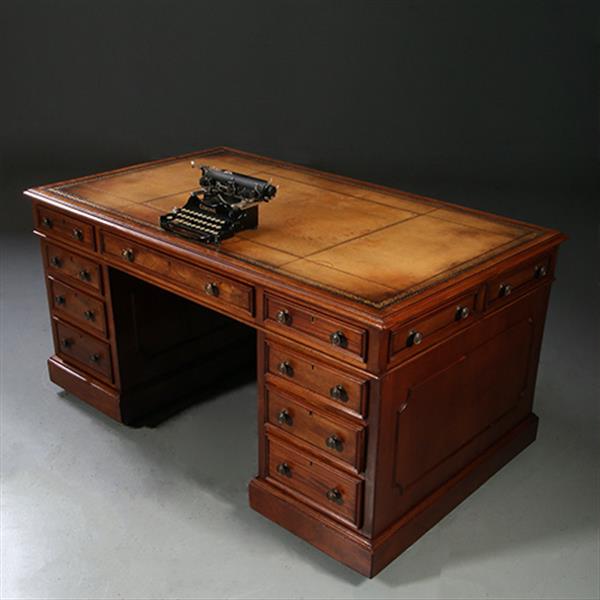 Grote foto mahonie bureau goud gestempeld doorleefd leer ca 1870 no.913145 antiek en kunst overige in antiek gebruiksvoorwerpen